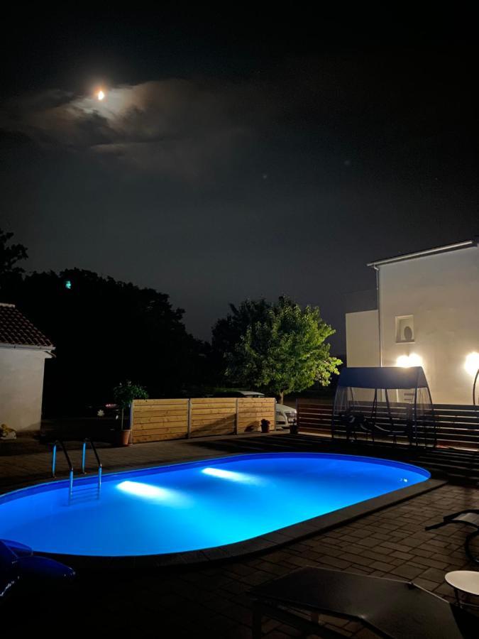 Holiday Home “Marko” With Heated Pool! Nin Luaran gambar